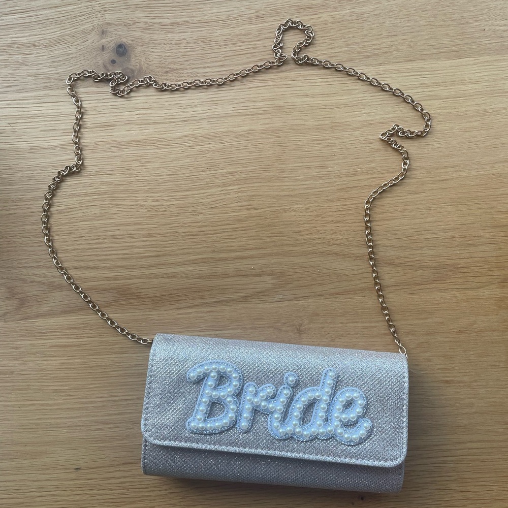 Elegant Cream Bride Chain Bag